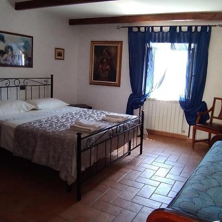 Il Borgo 38 Bed & Breakfast Scapoli Bagian luar foto